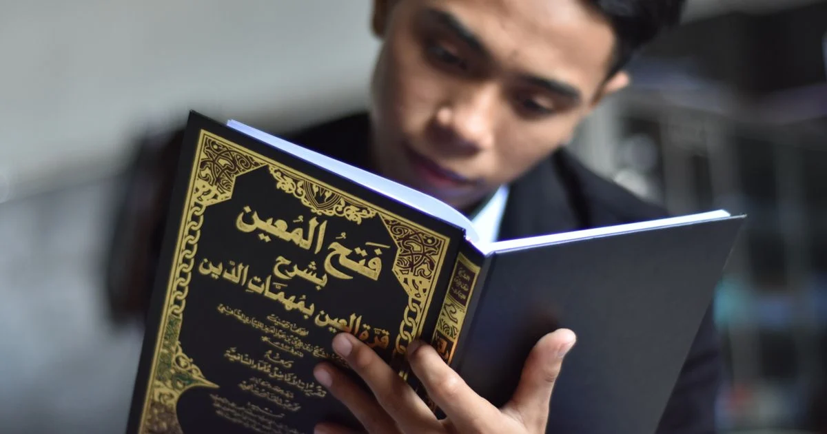 Adab Mahasiswa Terhadap Dosen dalam Islam dan Implementasinya