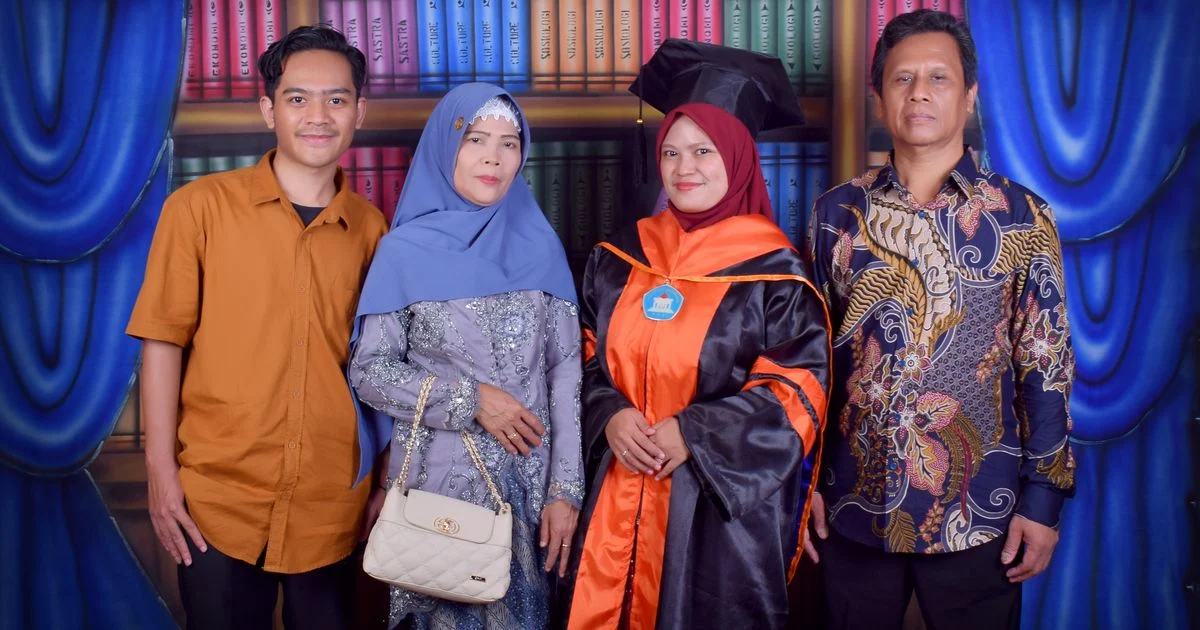Etika Menghubungi Dosen Melalui Pesan Singkat yang Baik dan Benar
